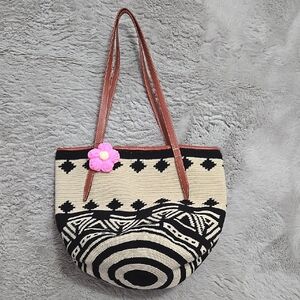 Handmade African sisal shoulder bag aztec design